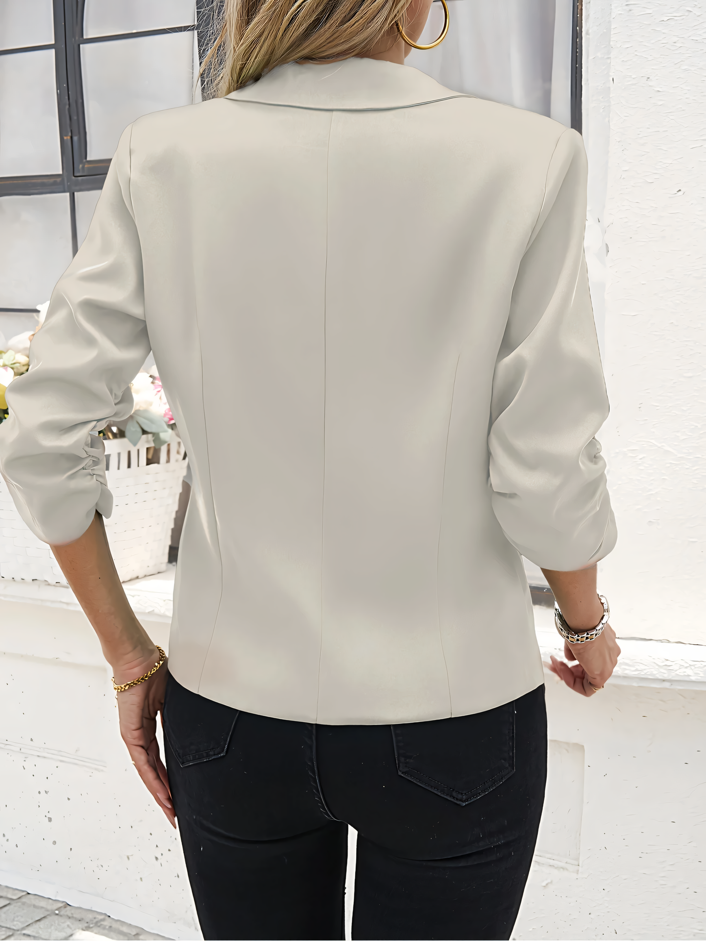 Blazer Slim Fit pentru Femei - Eleganță Modernă pentru Primăvară și Toamnă