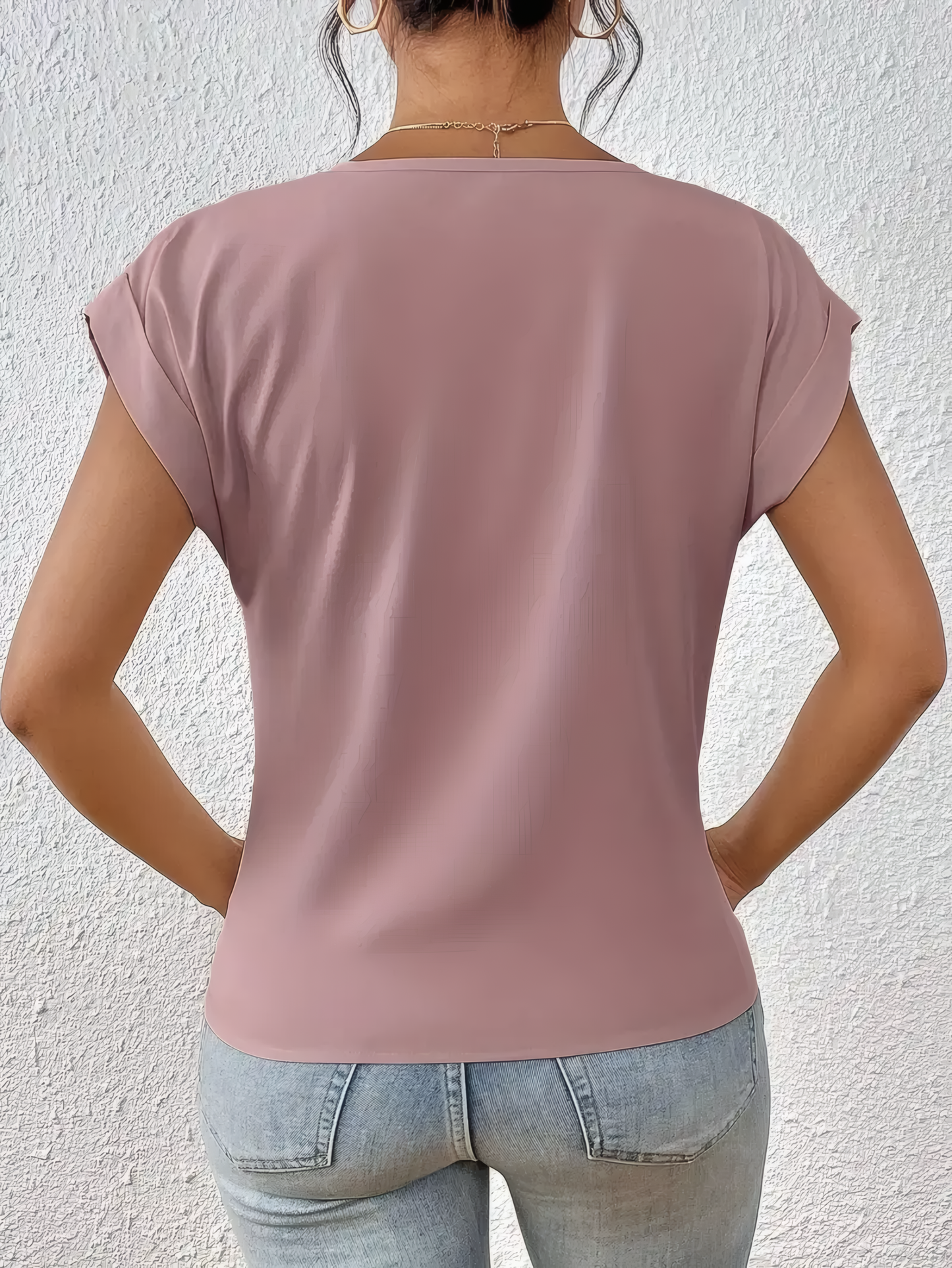 Tricou Casual cu Mâneci Scurte – Confort și Versatilitate pentru Zilele de Vară
