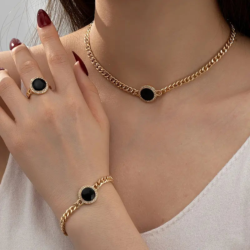 Set Bijuterii Elegante cu Colier, Inel și Brățară – Simplitate și Rafinament