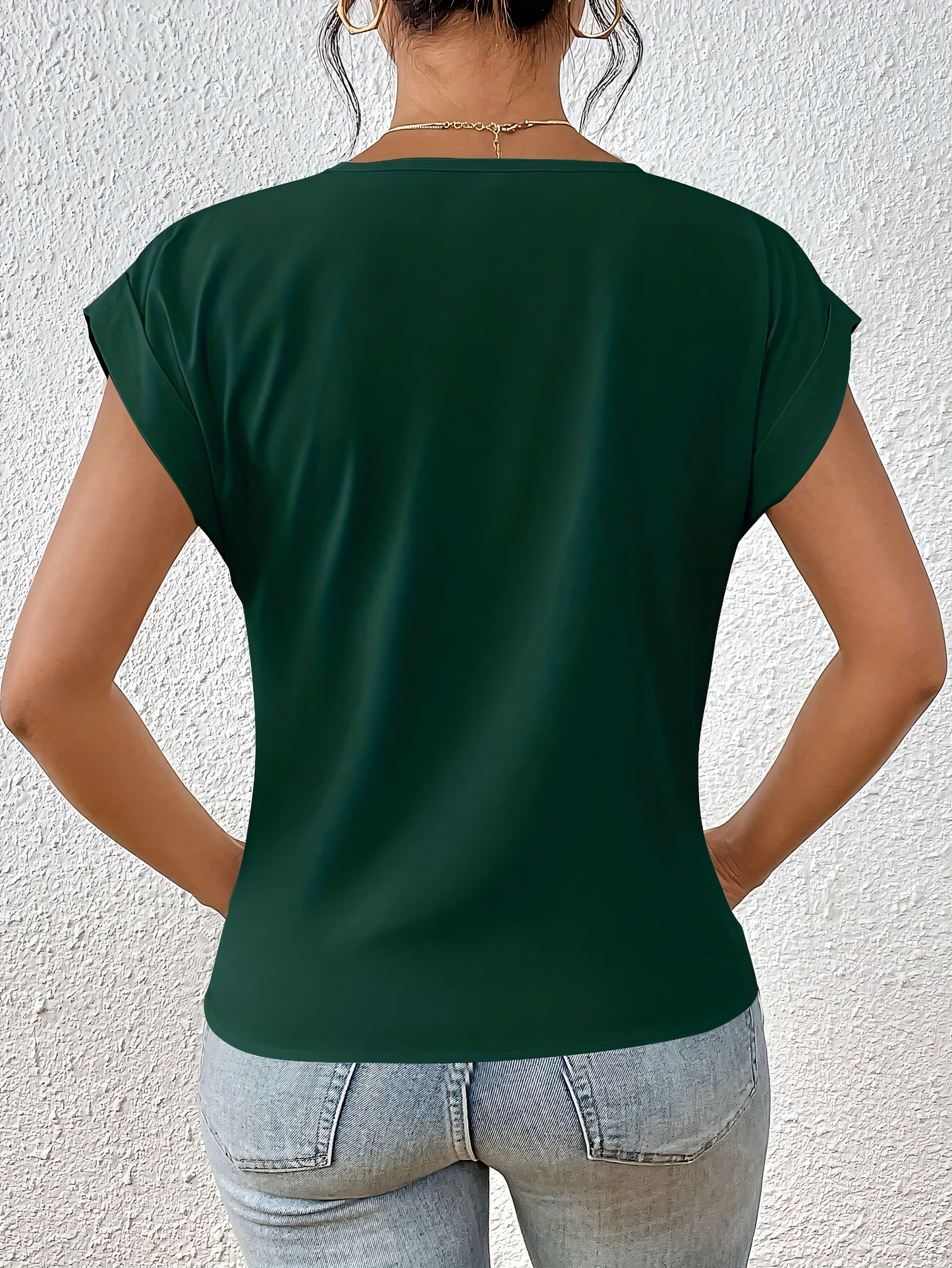 Tricou Casual cu Mâneci Scurte – Confort și Versatilitate pentru Zilele de Vară