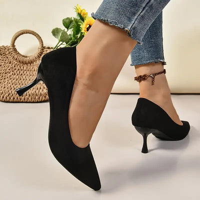 Pantofi Stiletto Eleganți pentru Femei - Negri, Toc Înalt, Finisaj Catifea, Perfect pentru Toamnă
