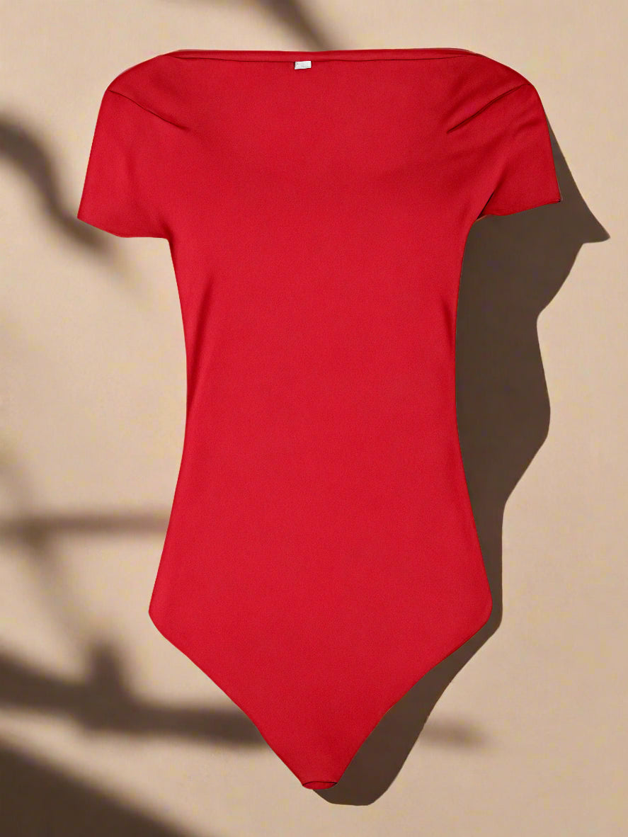 Bodysuit – Esențialul verii pentru un look plin de stil
