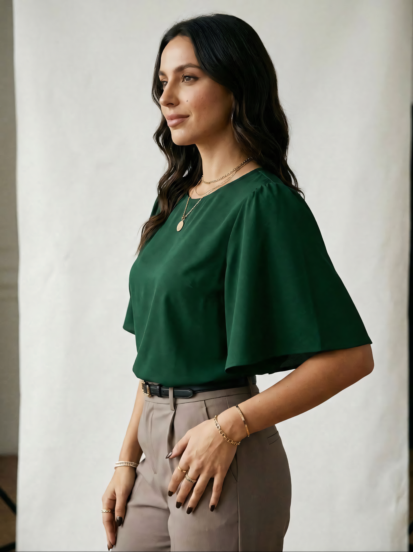 Bluză Verde Smarald cu Mâneci Fluture